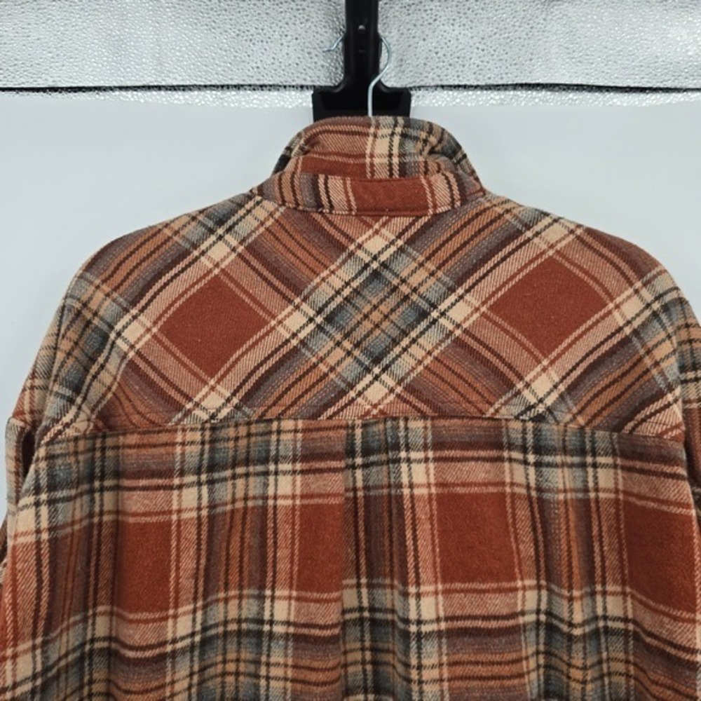 Umgee USA Womens Plaid Flannel Shirt Oversized Casual Long Sleeve Medium - Picture 4 of 11